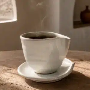 AUBE — Duo tasse & sous-tasse artisanales blanc nacré