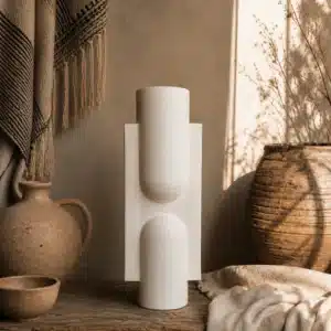 CARAVANE I (SEL BLANC) • Vase Totem en Terre Cuite 34cm