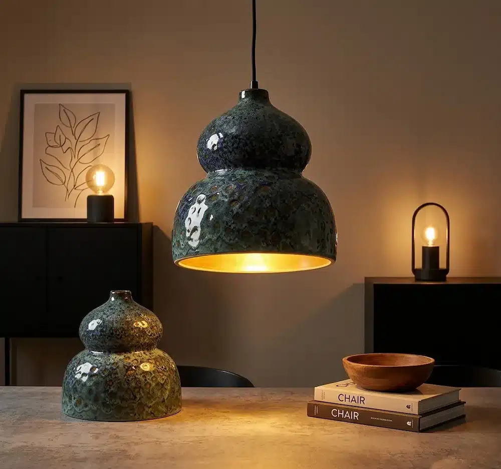 ÉMAUX VIVANTS BLEU SISMIQUE — Suspension artisanale en céramique